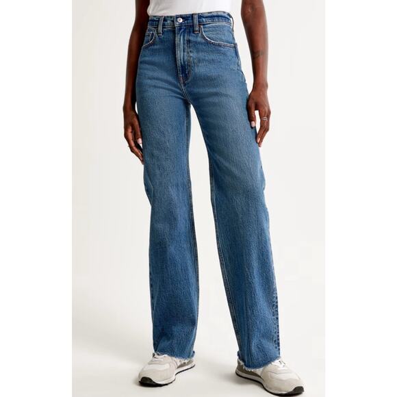 Abercrombie & Fitch The 90s Relaxed Jean High Rise Size 33 - Picture 1 of 7